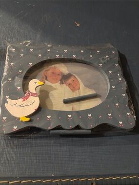Vintage Goose Duck Wood Picture Frame – Blue Polka Dots – 3.5x5 Photo – Cute!
